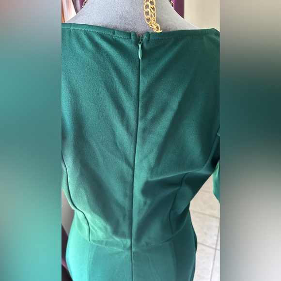 Cocktail, formal dress size medium - Picture 15 of 17